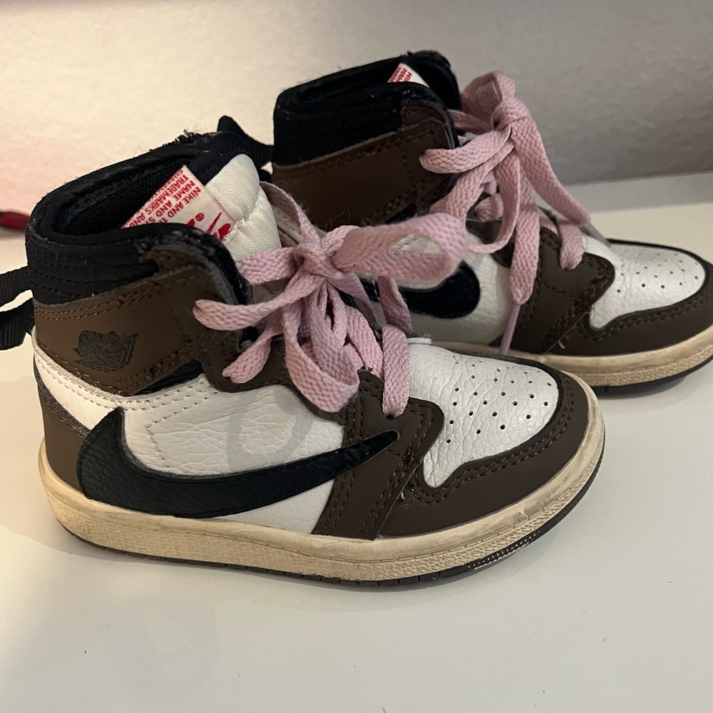 TODDLER AIR JORDAN 1 RETRO HIGH OG SP TRAVIS SCOTT MOCHA SNEAKERS Sail black